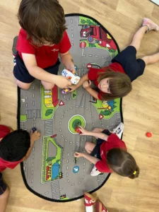 Infants durant l’inici de curs a EI3